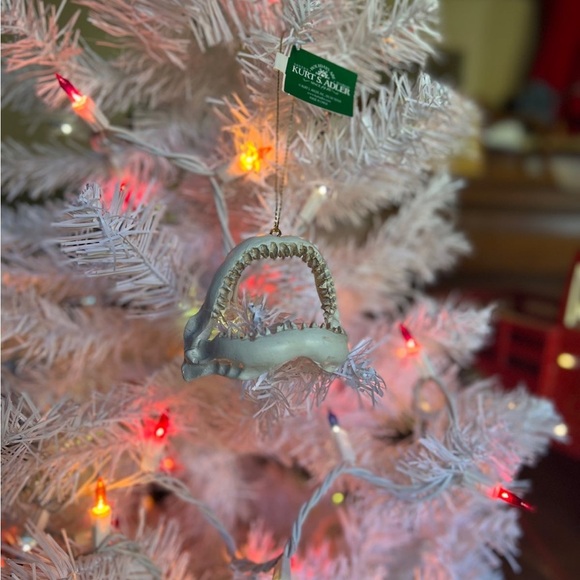 Kurt Adler Shark Jaw Christmas
Ornament‼️FINAL SALE - Picture 3 of 6